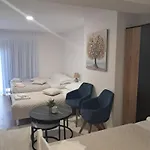 Apartmanhotel Galija 3*